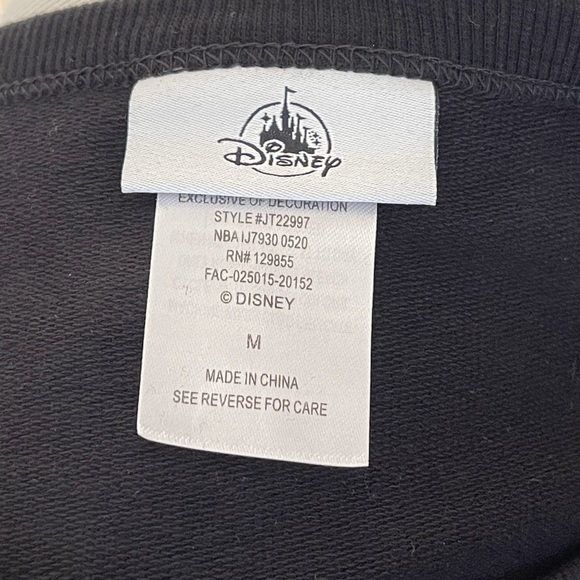 CLOSET CLEAN OUT!!
BNWOT - Star Wars/Disney ATAT Glitter Sweatershirt - Picture 5 of 5